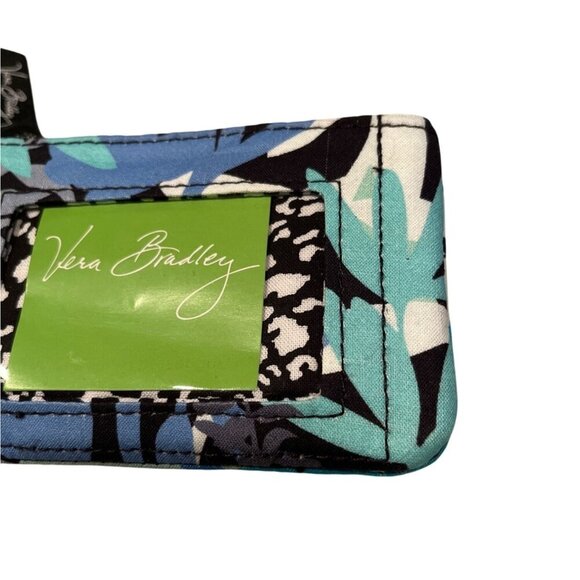 Vera Bradley Zip Id Case and Lanyard in Camofloral - Picture 6 of 9